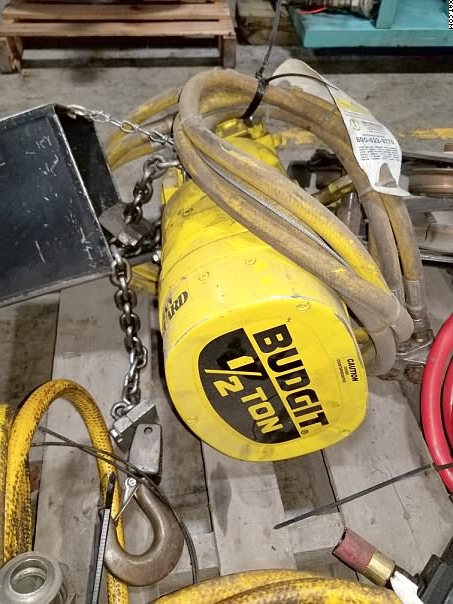 BUDGIT Chain Hoist 1/2 Ton